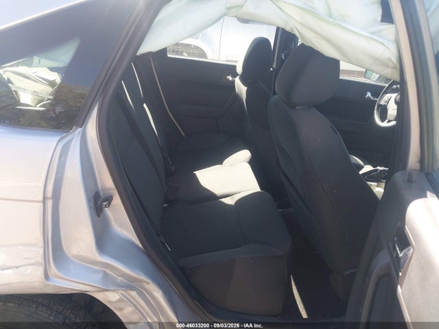 46033200 :رقم المزاد ، 1FAHP3GN3AW229844 vin ، 2010 Ford Focus Ses مزاد بيع