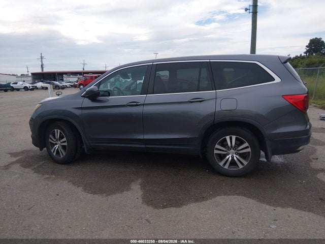 46033250 :رقم المزاد ، 5FNYF5H52GB017313 vin ، 2016 Honda Pilot Ex-l مزاد بيع
