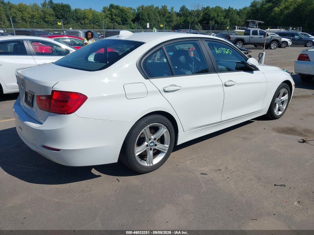46033251 :رقم المزاد ، WBA3B5C57DF597482 vin ، 2013 Bmw 328i Xdrive مزاد بيع