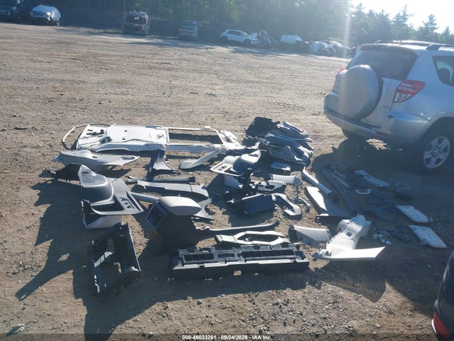 2023 Subaru Forester Limited მანქანა იყიდება აუქციონზე, vin: JF2SKANC9PH520450, აუქციონის ნომერი: 46033261