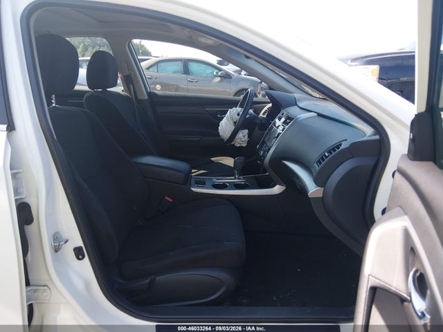 2015 Nissan Altima 2.5 Sv მანქანა იყიდება აუქციონზე, vin: 1N4AL3AP6FC417015, აუქციონის ნომერი: 46033264