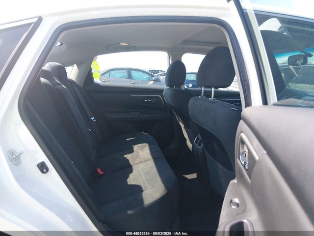 2015 Nissan Altima 2.5 Sv მანქანა იყიდება აუქციონზე, vin: 1N4AL3AP6FC417015, აუქციონის ნომერი: 46033264