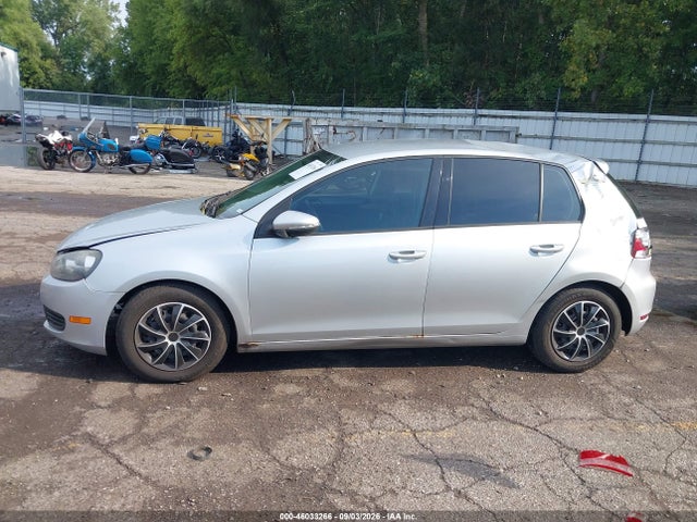 2011 Volkswagen Golf 2.5l 4-door მანქანა იყიდება აუქციონზე, vin: WVWDA7AJ1BW321351, აუქციონის ნომერი: 46033266
