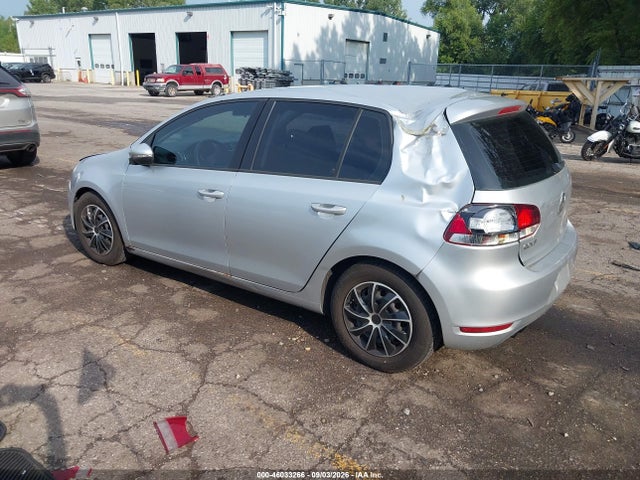 2011 Volkswagen Golf 2.5l 4-door მანქანა იყიდება აუქციონზე, vin: WVWDA7AJ1BW321351, აუქციონის ნომერი: 46033266