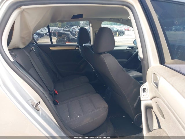 2011 Volkswagen Golf 2.5l 4-door მანქანა იყიდება აუქციონზე, vin: WVWDA7AJ1BW321351, აუქციონის ნომერი: 46033266