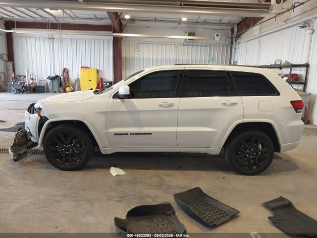 1C4RJFAG7JC492027 Jeep Grand Cherokee Altitude 4x4