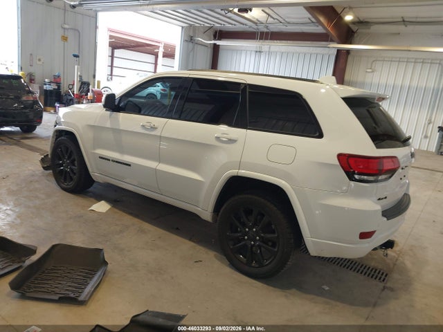 1C4RJFAG7JC492027 Jeep Grand Cherokee Altitude 4x4