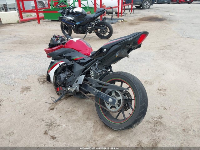 Продаж на аукціоні авто 2019 Suzuki Gsx250r M/zm/za, vin: LC6DN11A0K1100303, номер лоту: 46033302