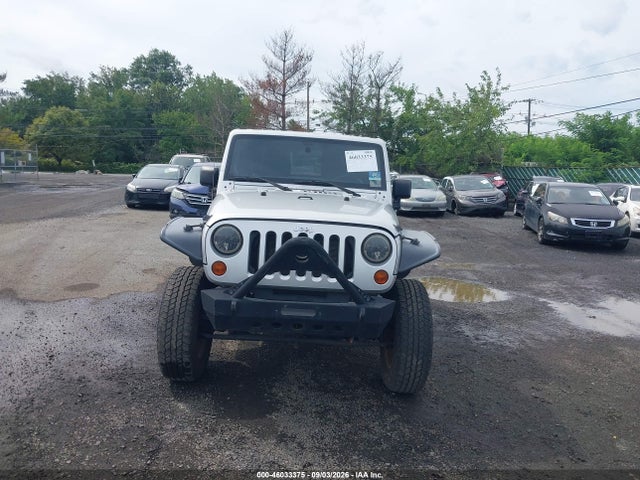 46033375 :رقم المزاد ، 1J4GA7D13BL579309 vin ، 2011 Jeep Wrangler 70th Anniversary مزاد بيع