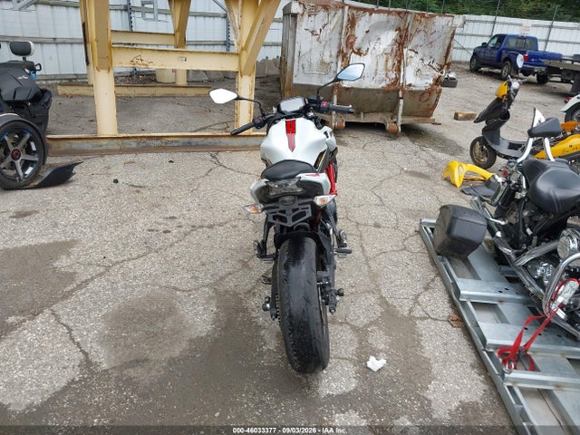 46033377 :رقم المزاد ، ML5EREK12NDA56999 vin ، 2022 Kawasaki Er650 K مزاد بيع