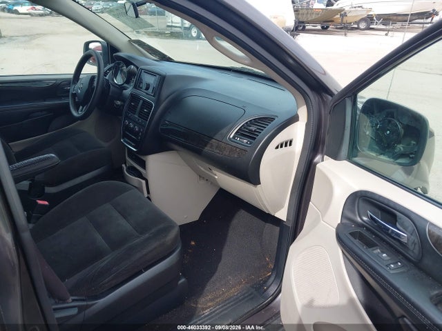 46033392 :رقم المزاد ، 2C4RDGBG7FR600625 vin ، 2015 Dodge Grand Caravan American Value Pkg مزاد بيع