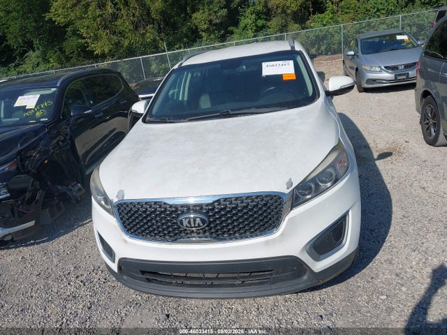 46033415 :رقم المزاد ، 5XYPGDA37HG322408 vin ، 2017 Kia Sorento 2.4l Lx مزاد بيع