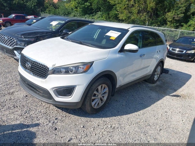 46033415 :رقم المزاد ، 5XYPGDA37HG322408 vin ، 2017 Kia Sorento 2.4l Lx مزاد بيع