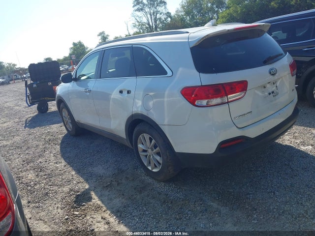 46033415 :رقم المزاد ، 5XYPGDA37HG322408 vin ، 2017 Kia Sorento 2.4l Lx مزاد بيع