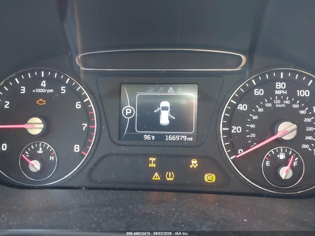 46033415 :رقم المزاد ، 5XYPGDA37HG322408 vin ، 2017 Kia Sorento 2.4l Lx مزاد بيع
