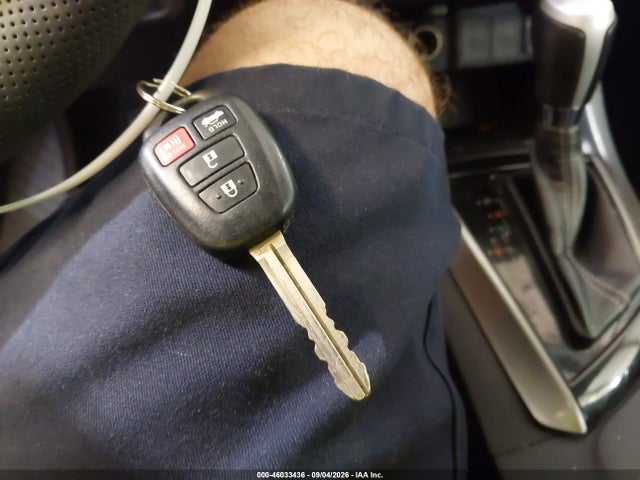 Продажа на аукционе авто 2017 Toyota Corolla Se, vin: 2T1BURHE7HC758212, номер лота: 46033436