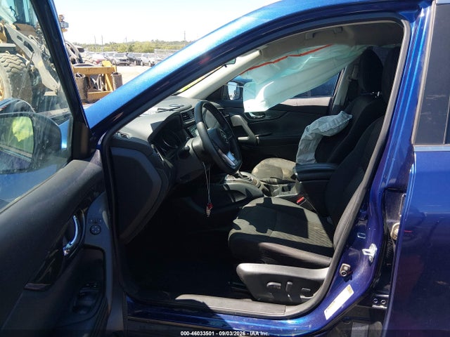 46033501 :رقم المزاد ، 5N1AT2MT0KC766951 vin ، 2019 Nissan Rogue Sv مزاد بيع