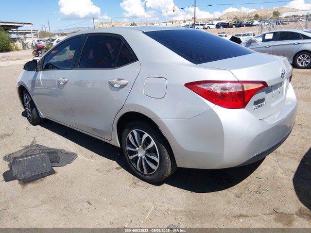 Toyota COROLLA LE 2018 2T1BURHE9JC026508 Image 3
