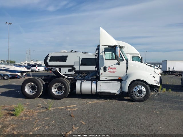 2016 International Prostar მანქანა იყიდება აუქციონზე, vin: 1HSDJAPR9GH112985, აუქციონის ნომერი: 46033558