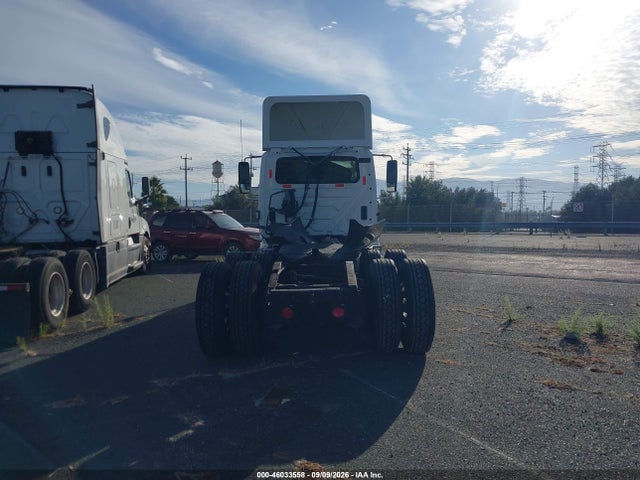 2016 International Prostar მანქანა იყიდება აუქციონზე, vin: 1HSDJAPR9GH112985, აუქციონის ნომერი: 46033558