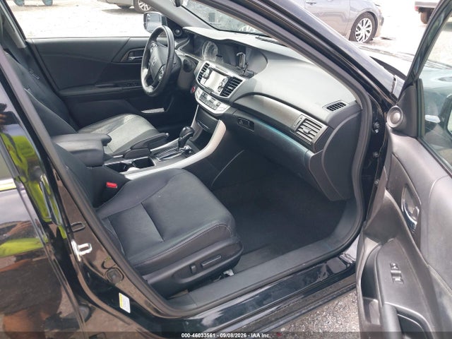 46033561 :رقم المزاد ، 1HGCR2F85DA264666 vin ، 2013 Honda Accord Ex-l مزاد بيع