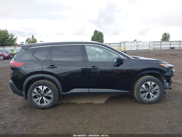 46033573 :رقم المزاد ، JN8AT3BB7MW221758 vin ، 2021 Nissan Rogue Sv Intelligent Awd مزاد بيع