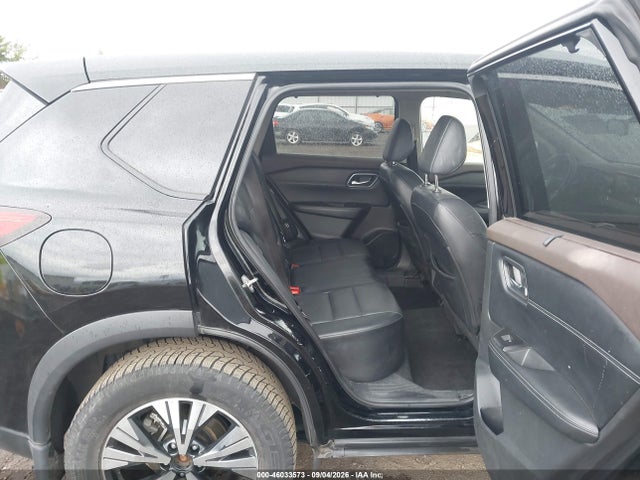 46033573 :رقم المزاد ، JN8AT3BB7MW221758 vin ، 2021 Nissan Rogue Sv Intelligent Awd مزاد بيع