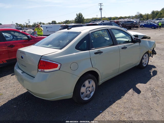 46033634 :رقم المزاد ، 1FAHP3EN0AW150098 vin ، 2010 Ford Focus S مزاد بيع