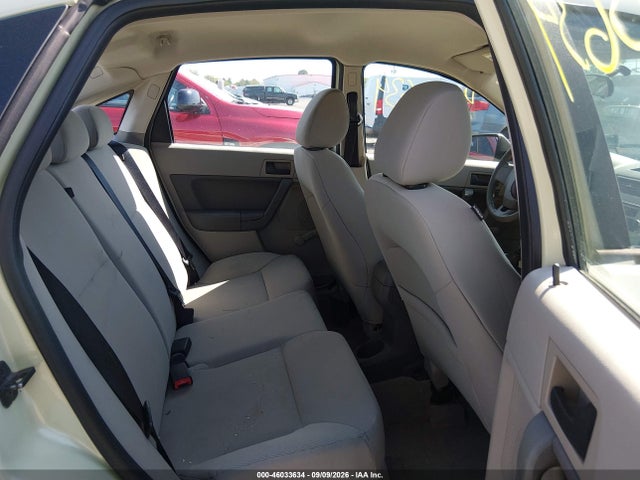 46033634 :رقم المزاد ، 1FAHP3EN0AW150098 vin ، 2010 Ford Focus S مزاد بيع