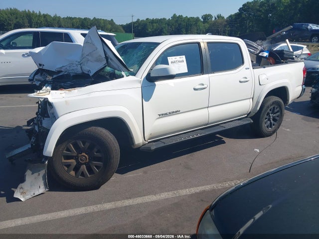 2020 Toyota Tacoma Sr5 V6 მანქანა იყიდება აუქციონზე, vin: 3TMAZ5CN5LM122501, აუქციონის ნომერი: 46033668