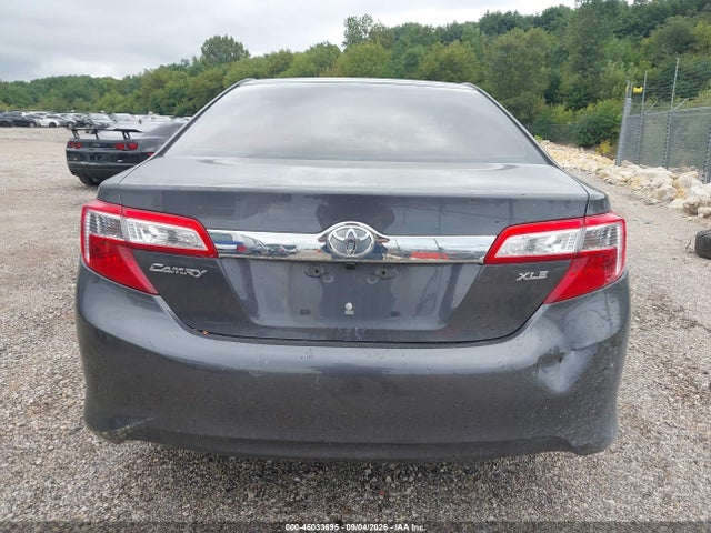 46033695 :رقم المزاد ، 4T4BF1FK9CR233475 vin ، 2012 Toyota Camry Xle مزاد بيع