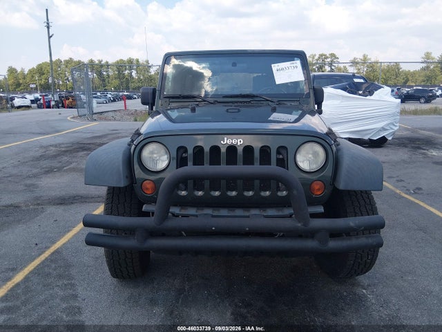 2010 Jeep Wrangler Unlimited Sport მანქანა იყიდება აუქციონზე, vin: 1J4BA3H15AL138521, აუქციონის ნომერი: 46033739