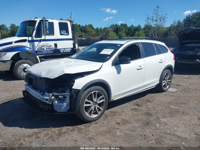 YV4612HK1F1000503 Volvo V60 Cross Country T5