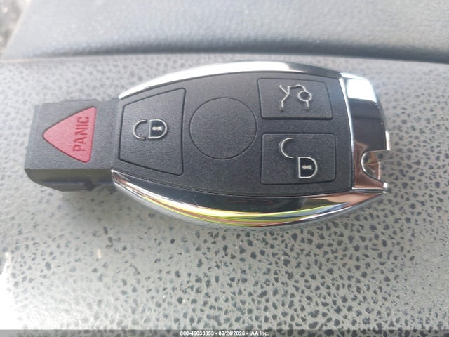 46033853 :رقم المزاد ، WDDGF5EB4AF419770 vin ، 2010 Mercedes-benz C 300 Luxury/sport مزاد بيع