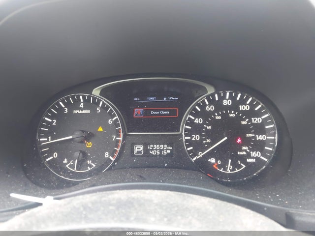 2015 Nissan Pathfinder Platinum/s/sl/sv მანქანა იყიდება აუქციონზე, vin: 5N1AR2MNXFC610938, აუქციონის ნომერი: 46033858