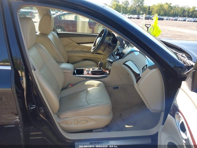 2015 Infiniti Q70 3.7x მანქანა იყიდება აუქციონზე, vin: JN1BY1ARXFM561587, აუქციონის ნომერი: 46033874