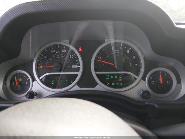 46033875 :رقم المزاد ، 1J4BB3H14AL214467 vin ، 2010 Jeep Wrangler Unlimited Sport مزاد بيع