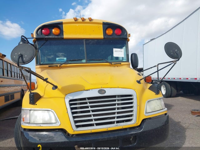 46033916 :رقم المزاد ، 1BAKGCPA49F257171 vin ، 2009 Blue Bird School Bus / Transit Bus مزاد بيع