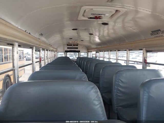 46033916 :رقم المزاد ، 1BAKGCPA49F257171 vin ، 2009 Blue Bird School Bus / Transit Bus مزاد بيع