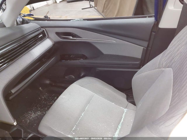 Toyota CAMRY LE 2026 4T1DBADKXTU045811 Image 5