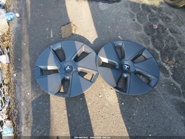 2022 Tesla Model 3 Long Range Dual Motor All-wheel Drive მანქანა იყიდება აუქციონზე, vin: 5YJ3E1EB2NF181352, აუქციონის ნომერი: 46033947