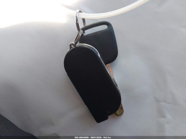 46034006 :رقم المزاد ، JHLRD68434C023351 vin ، 2004 Honda Cr-v Lx مزاد بيع