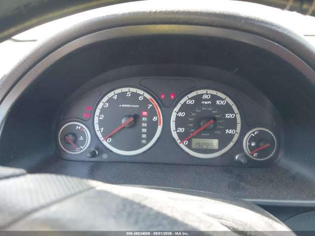 46034006 :رقم المزاد ، JHLRD68434C023351 vin ، 2004 Honda Cr-v Lx مزاد بيع
