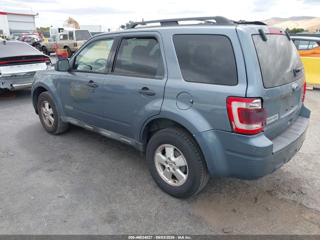 46034027 :رقم المزاد ، 1FMCU0DG8BKA08472 vin ، 2011 Ford Escape Xlt مزاد بيع