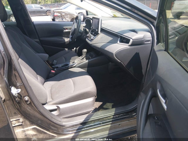 46034028 :رقم المزاد ، JTDEPMAE4MJ177637 vin ، 2021 Toyota Corolla Le مزاد بيع