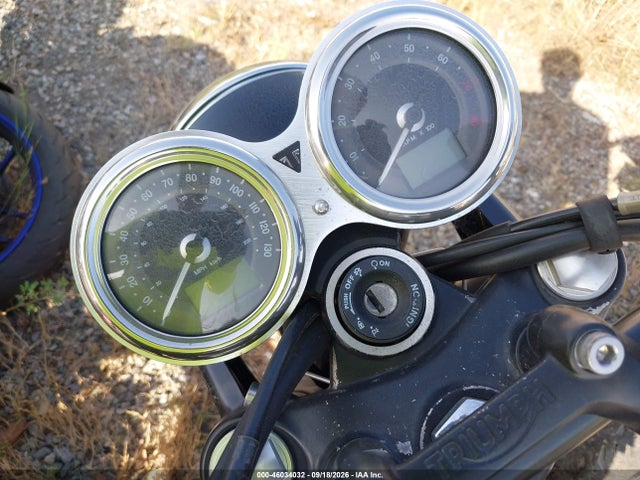 SMTD10GN2HT819765 Triumph Motorcycle Bonneville T100