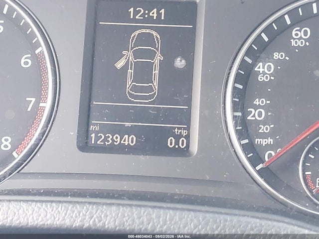 2013 Volkswagen Passat 2.5l Se მანქანა იყიდება აუქციონზე, vin: 1VWBH7A36DC004610, აუქციონის ნომერი: 46034043
