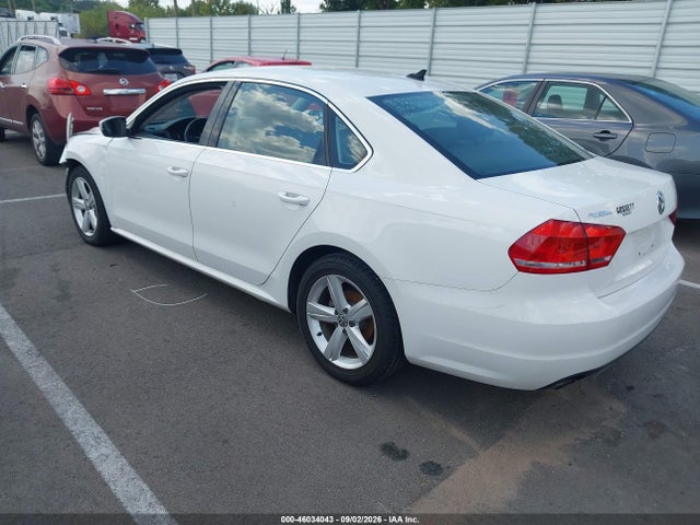 2013 Volkswagen Passat 2.5l Se მანქანა იყიდება აუქციონზე, vin: 1VWBH7A36DC004610, აუქციონის ნომერი: 46034043