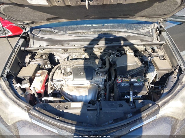 Toyota RAV4 LE 2016 JTMZFREV0GJ094688 Image 10
