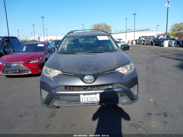 Toyota RAV4 LE 2016 JTMZFREV0GJ094688 Image 13